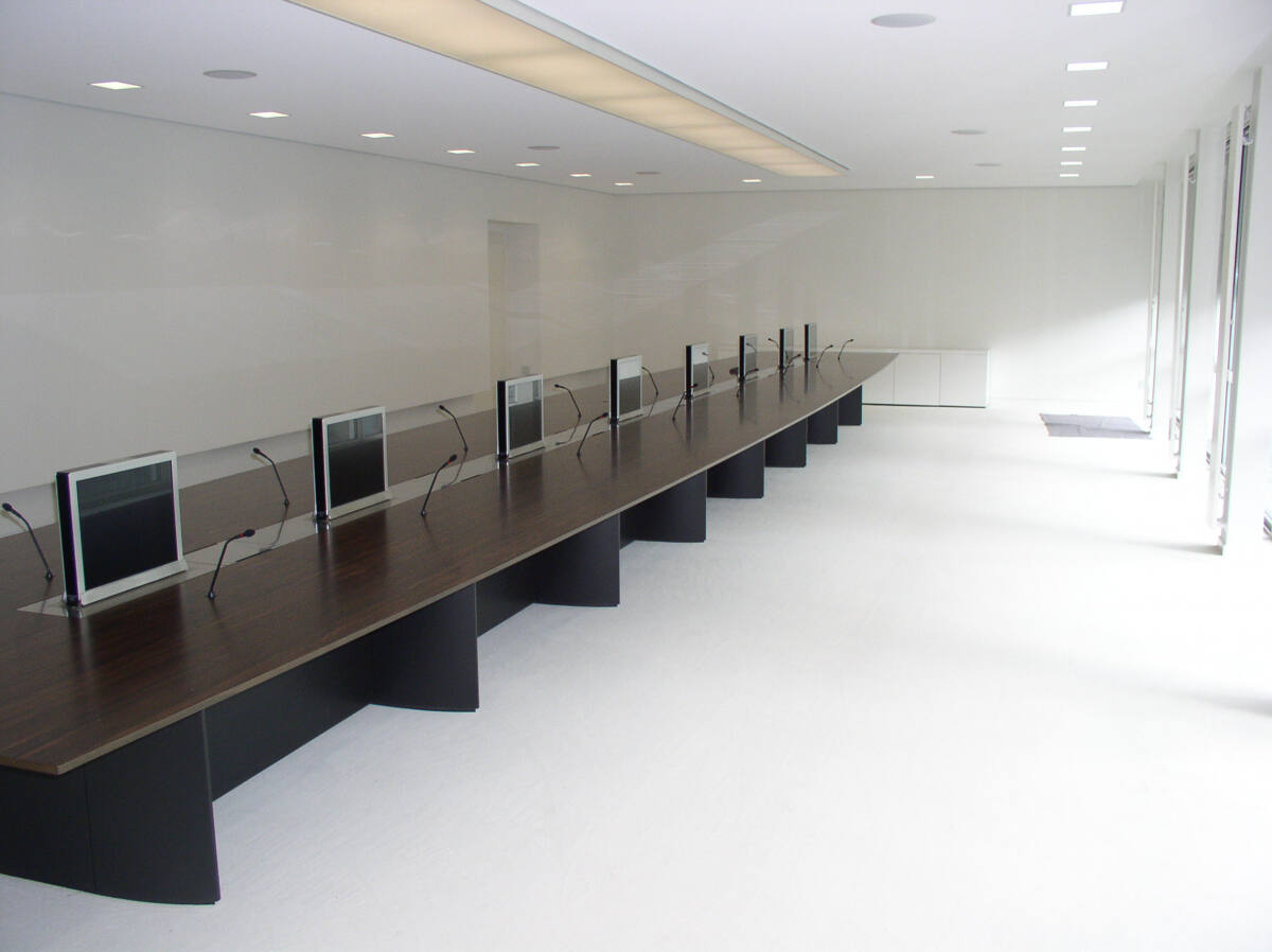 Cooling & Heating Ceilings